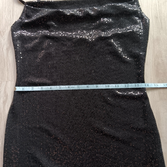 NEW Bebe Shiny Metallic Maxi Dress Spaghetti Strap Draped Neck Side Slit Medium - Picture 13 of 15